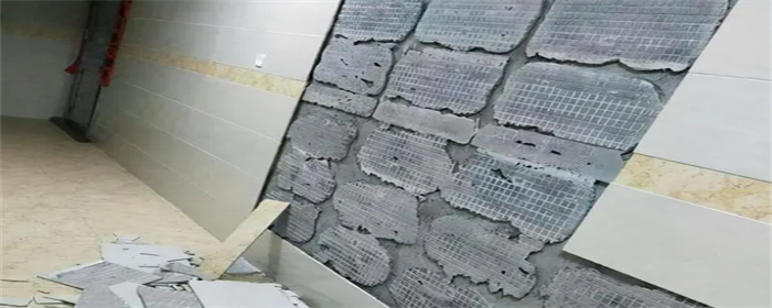 墙上面瓷砖烂了怎么修补(墙壁瓷砖烂了一小块怎么办)